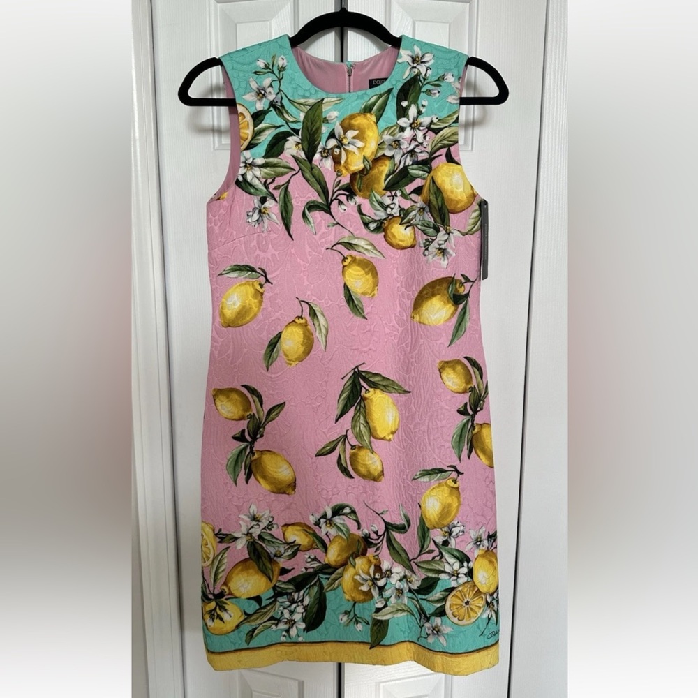 $1,795 BNWT Dolce & Gabbana Brocade Jacquard Lemon Print Shift Dress IT40